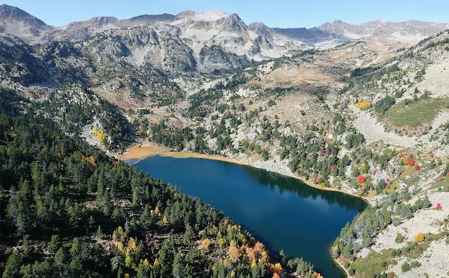 L’estany de Rosari d’Àrreu, al Parc Natural de l’Alt Pirineu