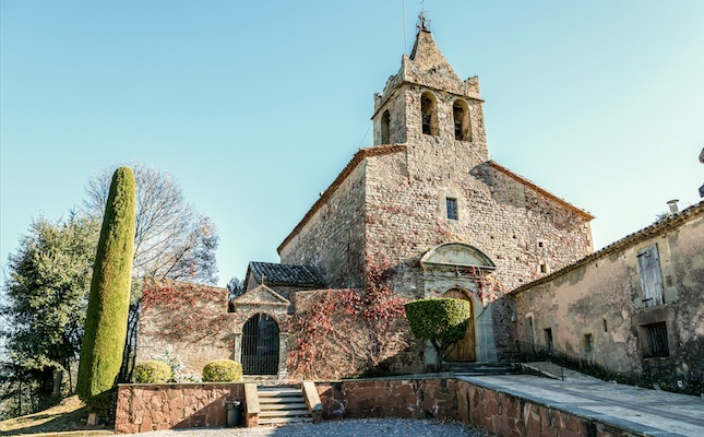 L’església romànica de Santa Maria de Sau, a Vilanova de Sau