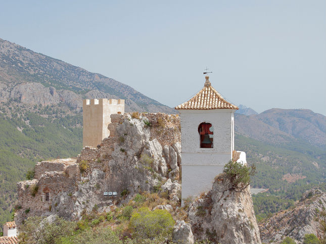 El Castell de Guadalest s'aixeca sobre parets escarpades