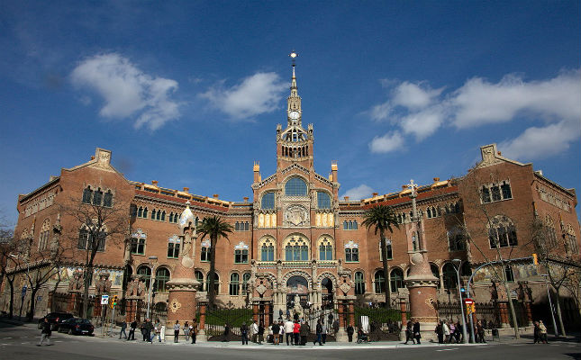 Façana de l'Hospital de Sant Pau de Barcelona