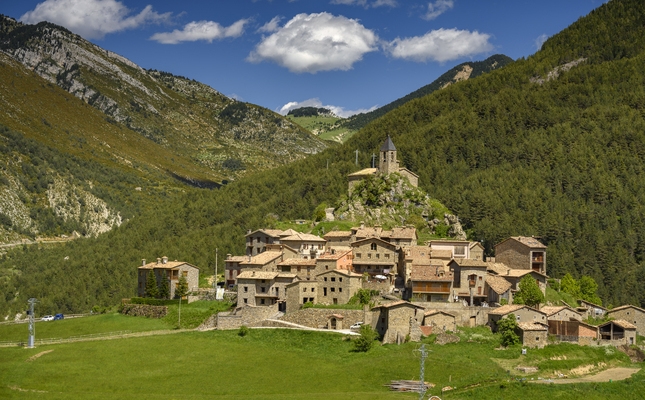 Vistes del pintoresc poble de Josa de Cadí