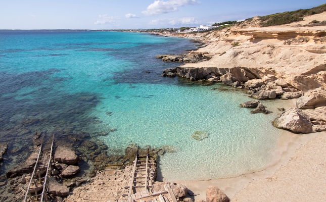 El caló des Mort és una de les platges més boniques de Formentera