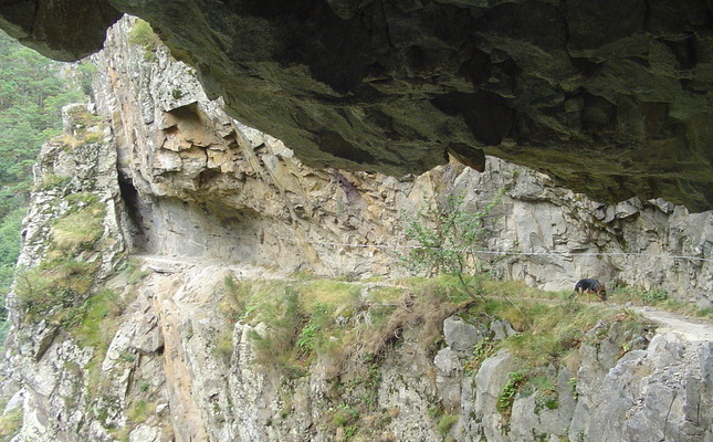 Un dels trams de la ruta de les gorges de Carançà