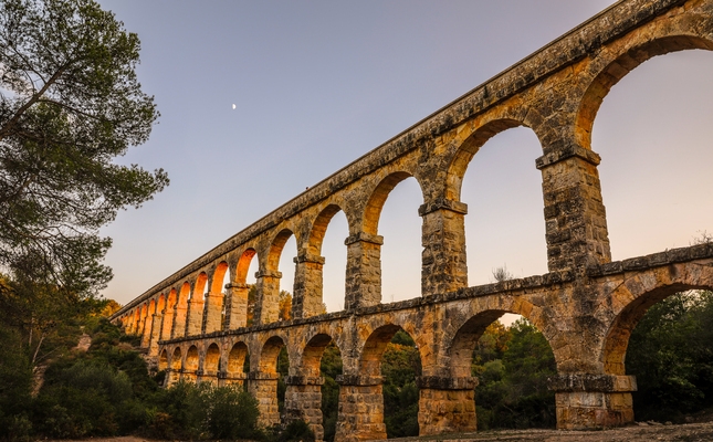 El pont del Diable es va construir en l’època de l’emperador August - El pont del Diable es va construir en l'època de l'emperador August