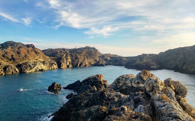 El pla de Tudela i la cala Culip