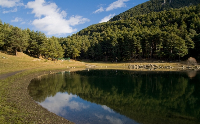 Un racó del llac d’Engolasters, a la parròquia d’Encamp