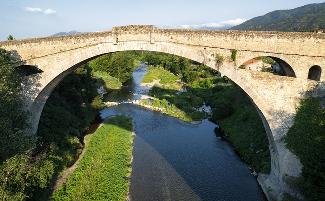 El pont del Diable de Ceret és el pont de pedra d’un únic arc més gran del món