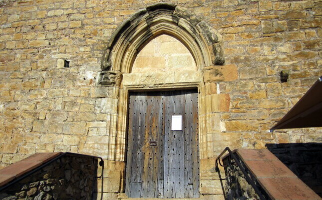 Porta de l’església de Sant Feliu de Boada