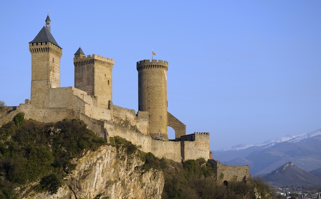 El castell de Foix posa punt i final al Camí dels Bons Homes