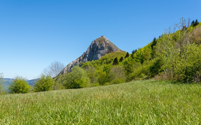 El castell de Montsegur és un dels indrets més significatius de la religió càtara