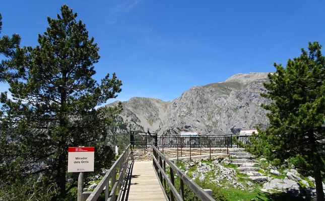 El mirador dels Orris, un dels miradors adaptats de la comarca del Berguedà