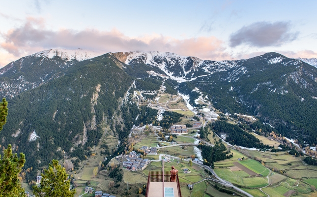 Panoràmica del mirador del Roc del Quer