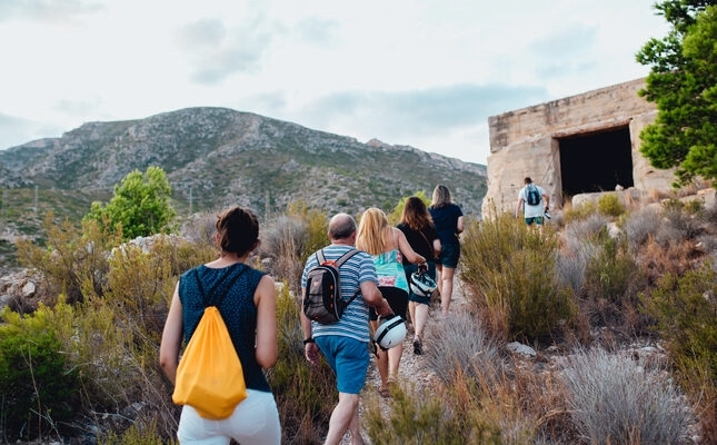 Una de les visites guiades a les fortificacions del Coll de Balaguer