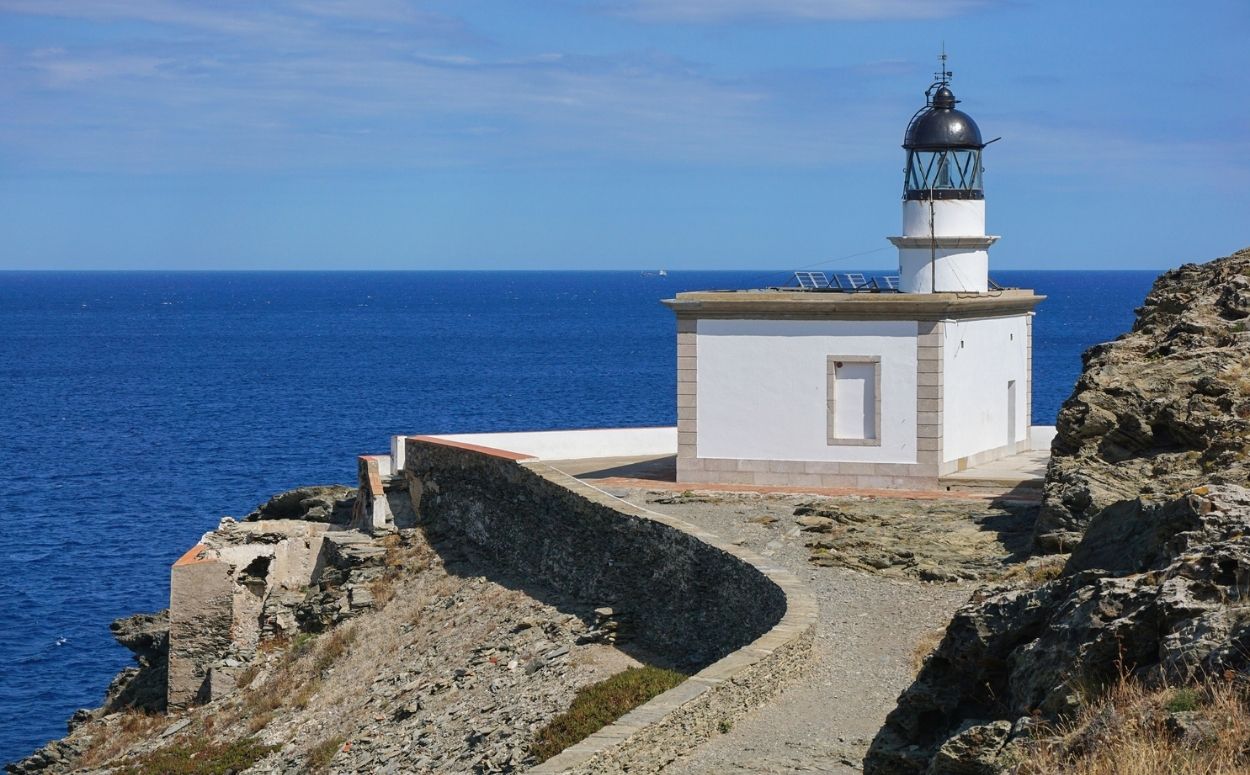 Camí que porta al far de cala Nans des de Cadaqués