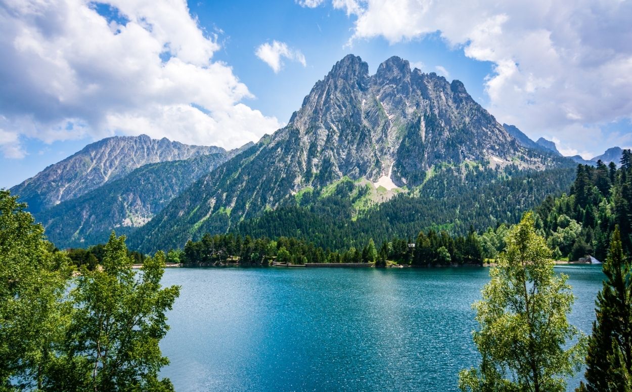 Estany de Sant Maurici al Parc Nacional d’Aigüestortes