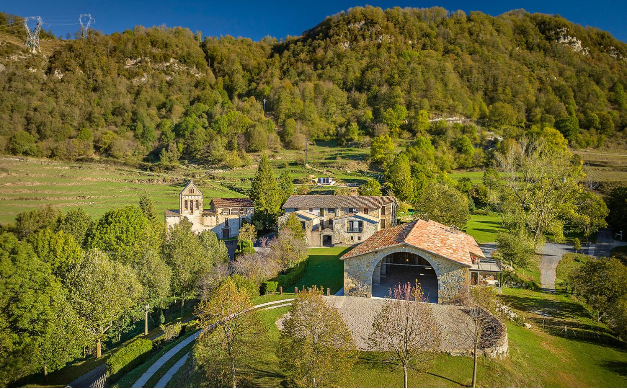 L’entorn natural de Ciuret, al municipi  de Vidrà, on s’ubiquen les masies de Cal Quintana i Cal Pubill