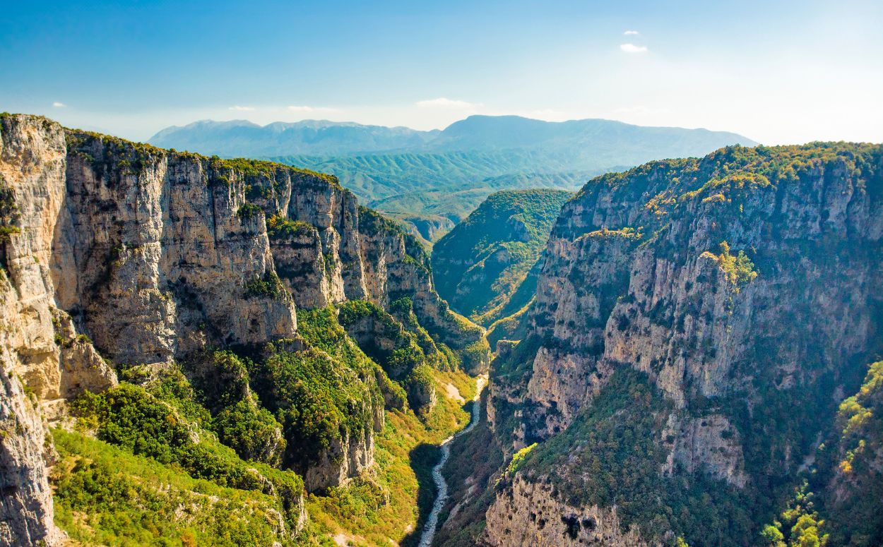 El famós congost de Vikos és un dels atractius principals de les muntanyes de Pindos del nord de Grècia