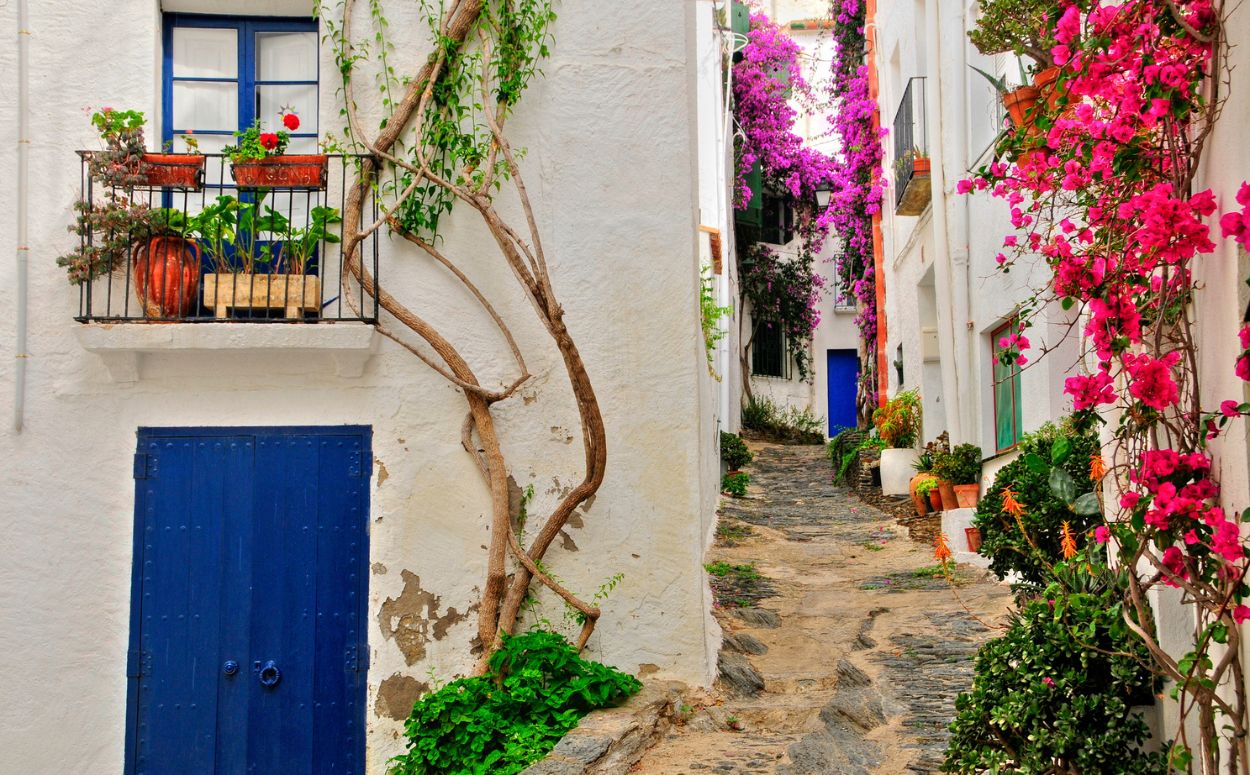 Carrer a Cadaqués