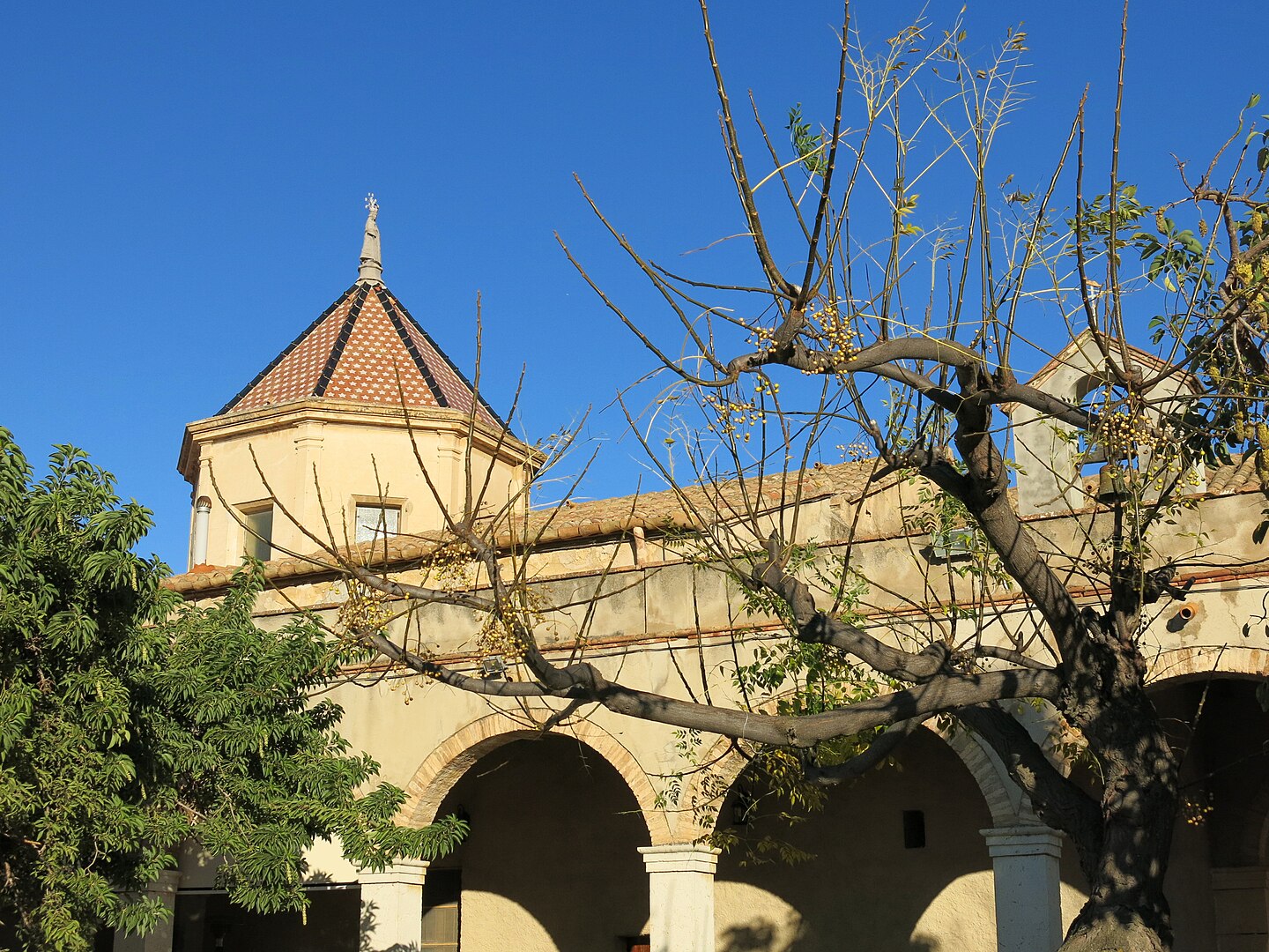 L'ermita de Mig Camí és l'inici de la ruta cap a la Mare de Déu de la Providència