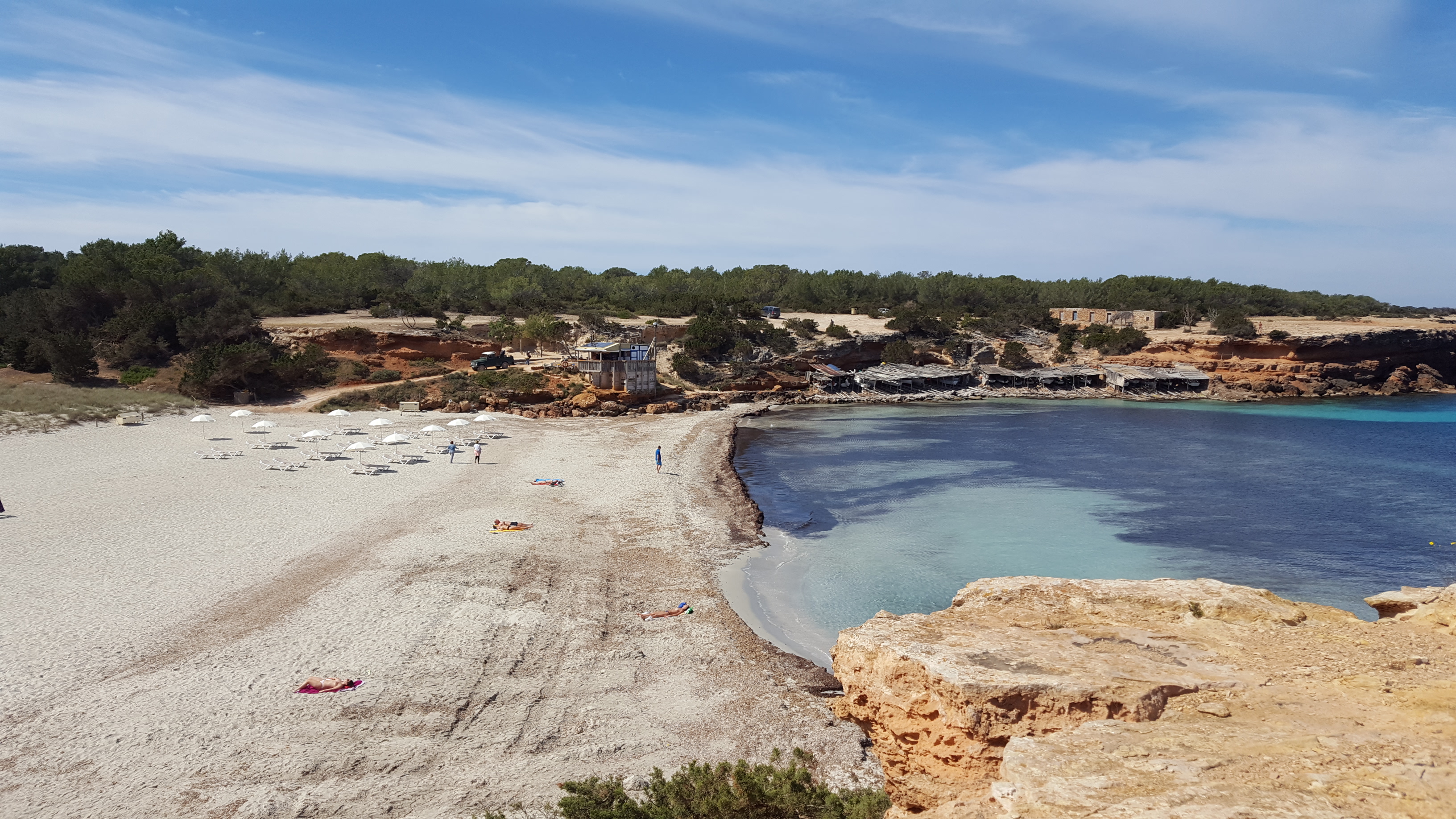 Cala Saona ens regala panoràmiques paradisíaques