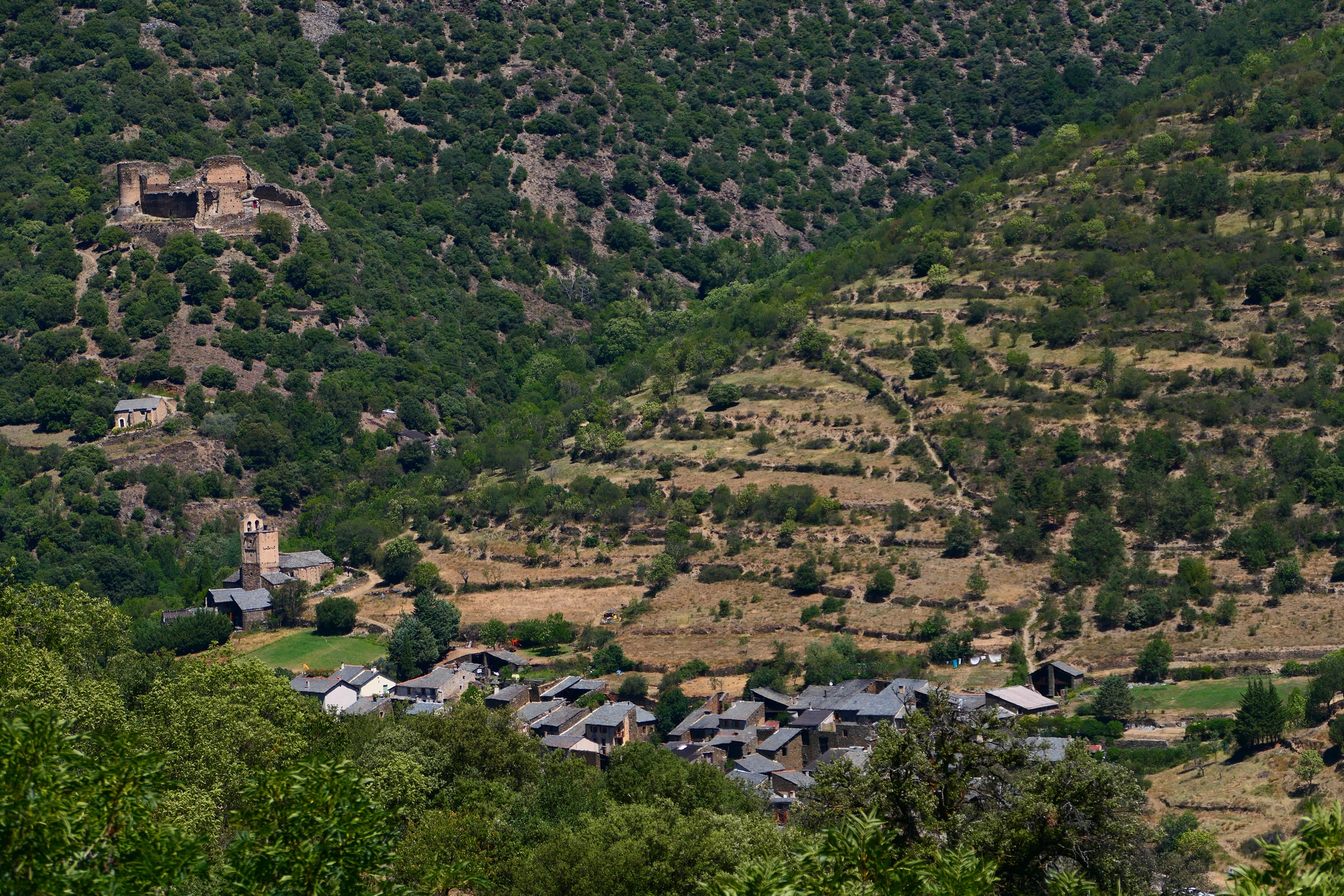 Panoràmica del poble d'Èvol