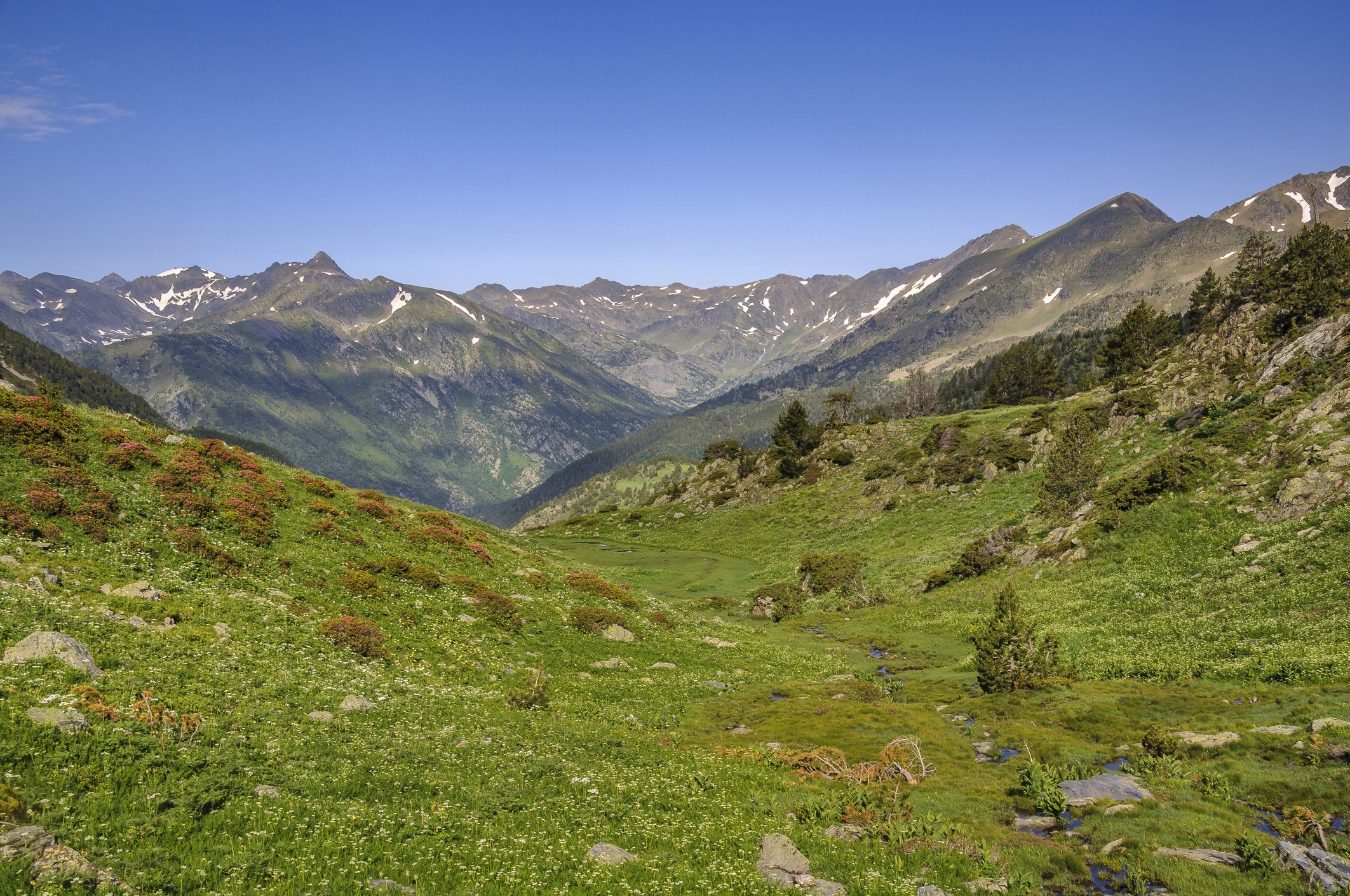 Vall del Sorteny, vista des del camí de pujada al Pic de la Serrera