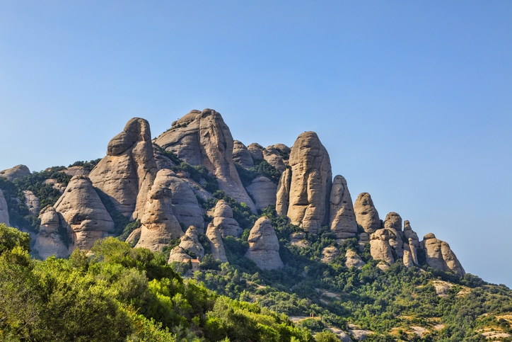 Les curioses agulles de Montserrat fan que tingui una silueta molt singular