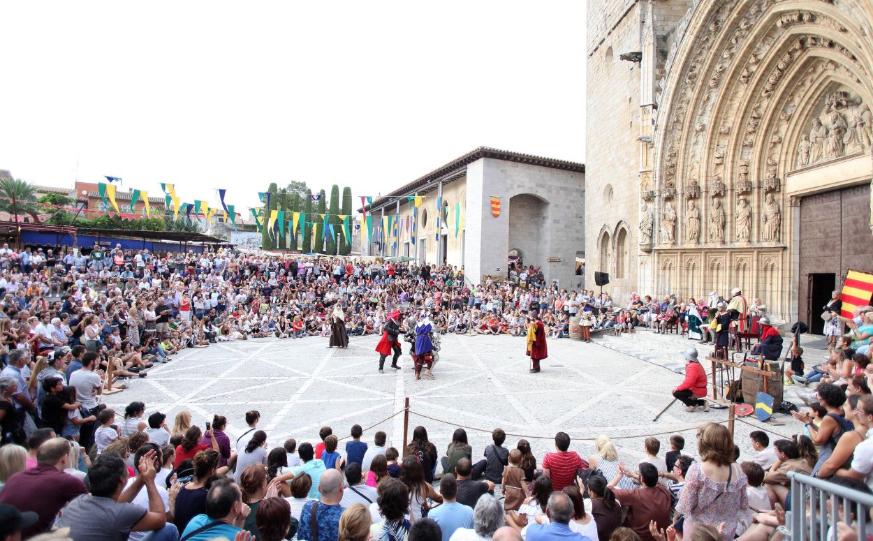 Un dels actes del festival Terra de Trobadors de Castelló d'Empúries