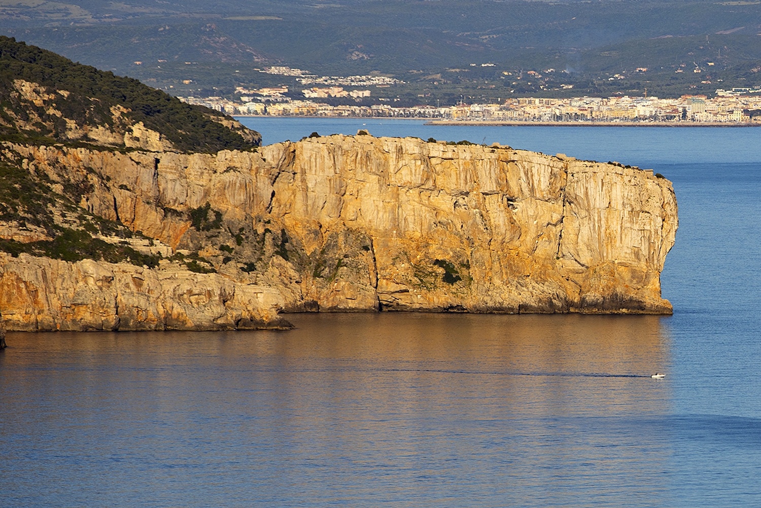 La Punta del Lliri, un dels centres geogràfics més atractius d’aquesta costa