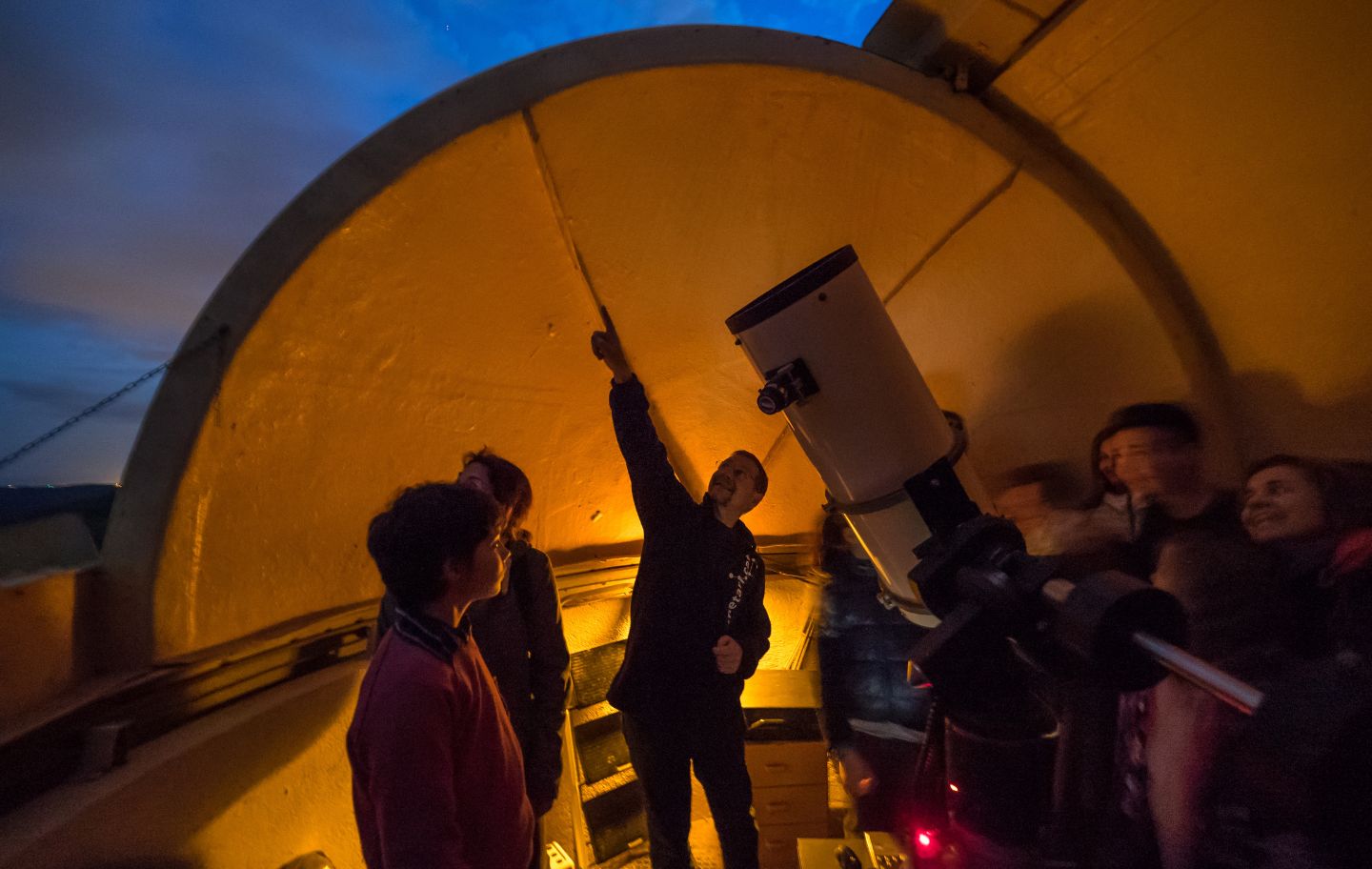 Cúpula oberta a l’Observatori Astronòmic del Garraf