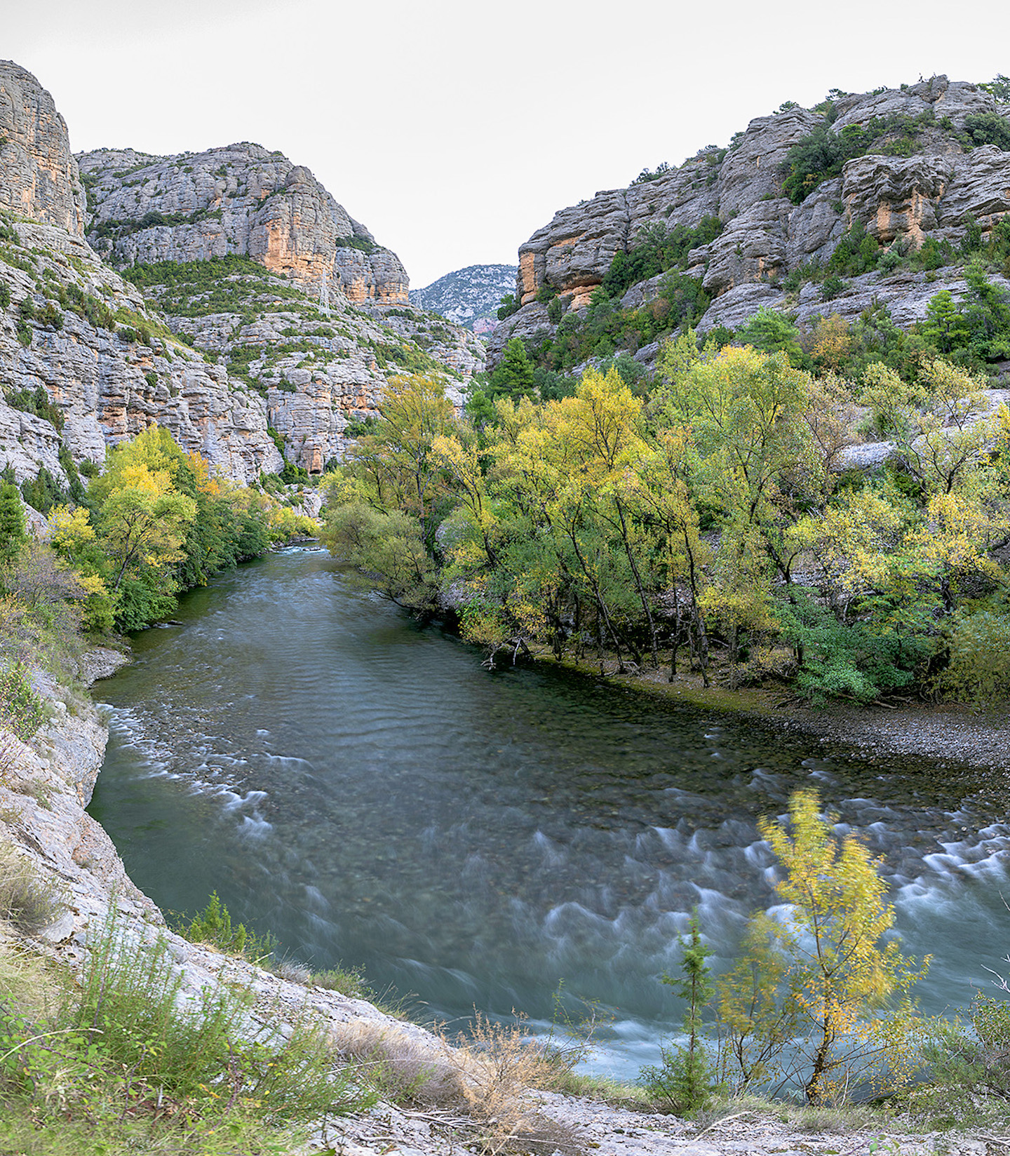 Un dels elements més característics de l’orografia del Pallars són els congostos, com el de Terradets, frontera natural entre la Noguera i el Pallars Jussà