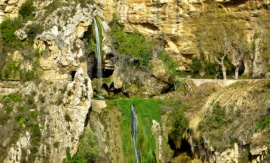 El salt d'aigua de Sant Miquel del Fai.