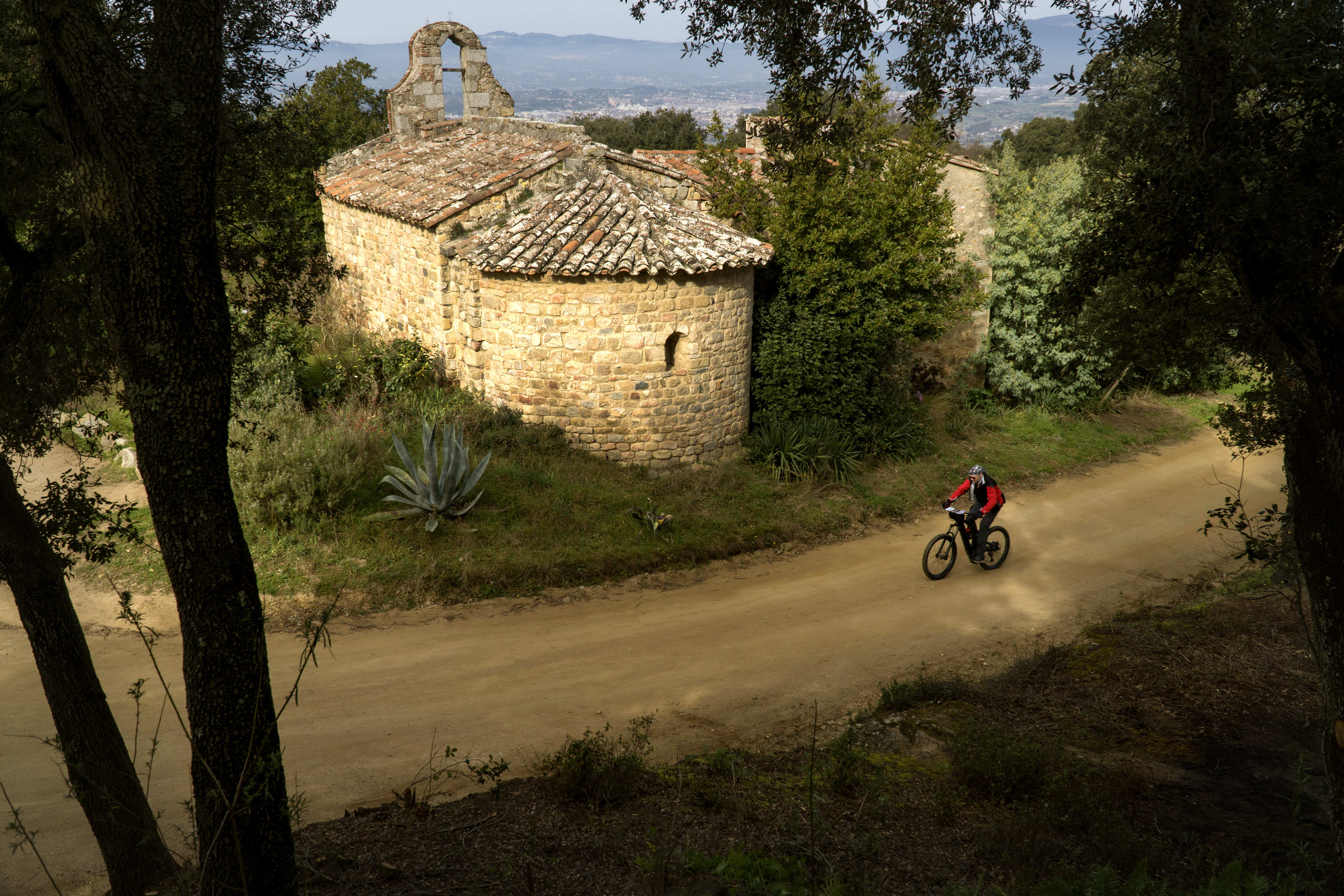 Els tresors megalítics de la Roca del Vallès.