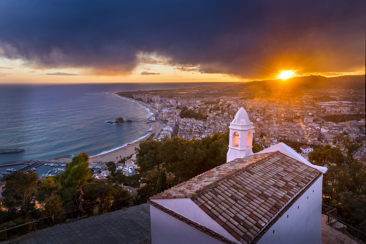 L'ermita de Sant Joan té unes vistes excel·lents a Blanes