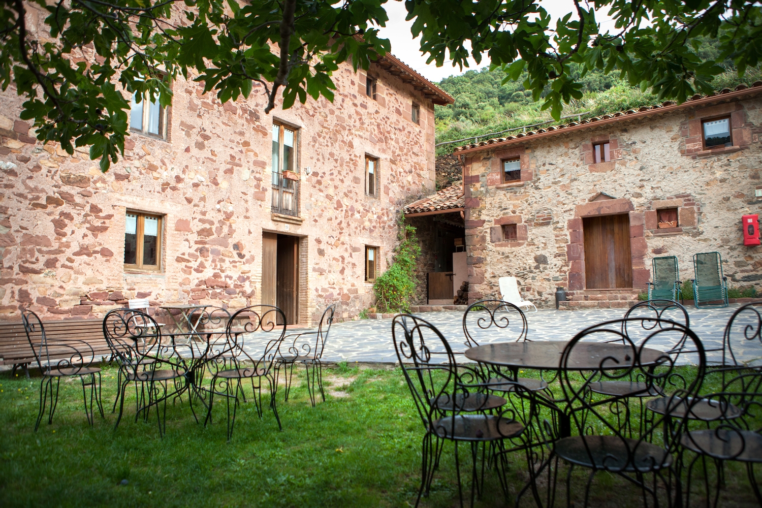 La Morera és un mas dins del parc Natural del Montseny amb una forta tradició agrícola