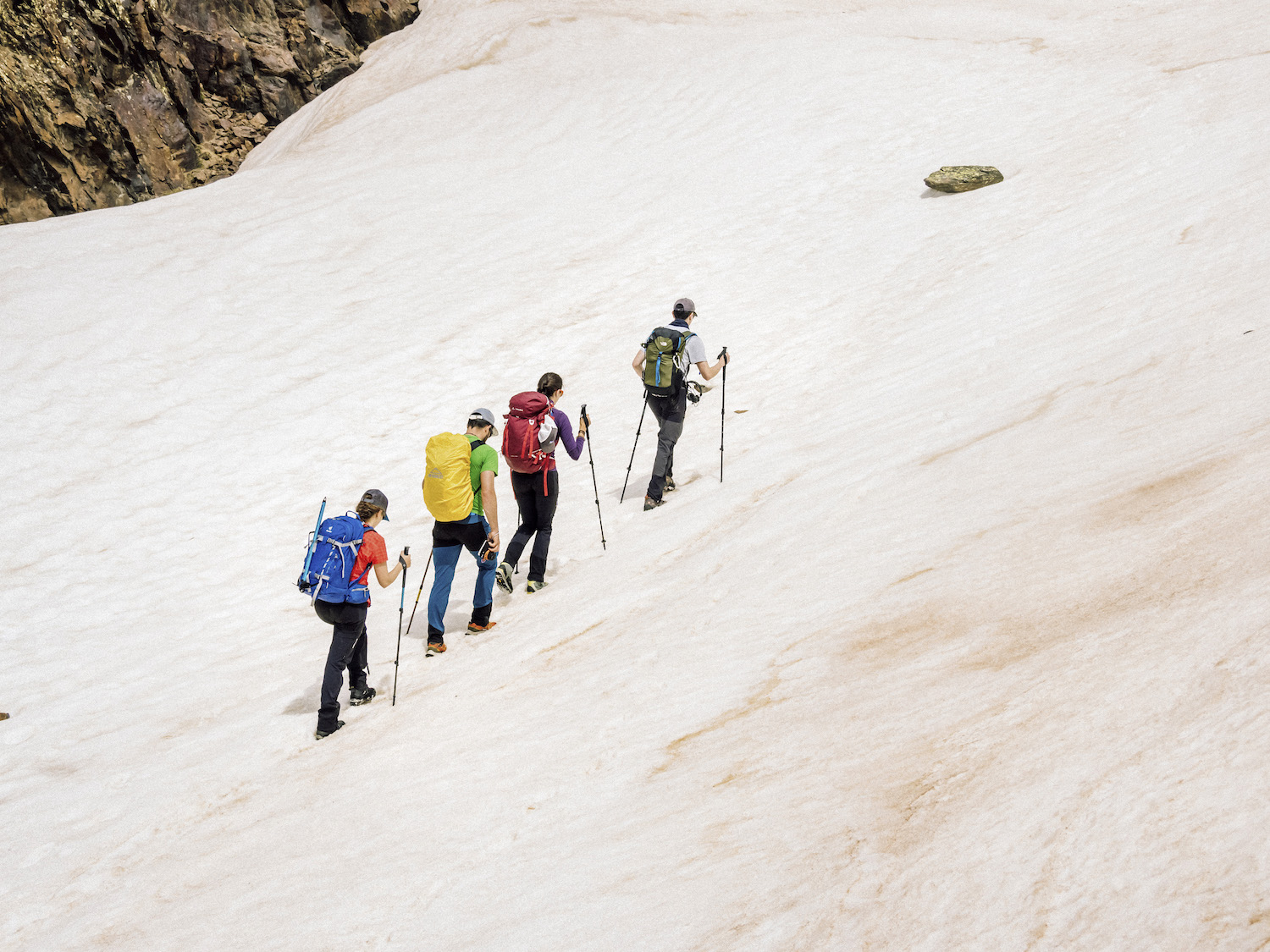 El descens per la neu des de l’estany Negre fins a arribar al Pallars