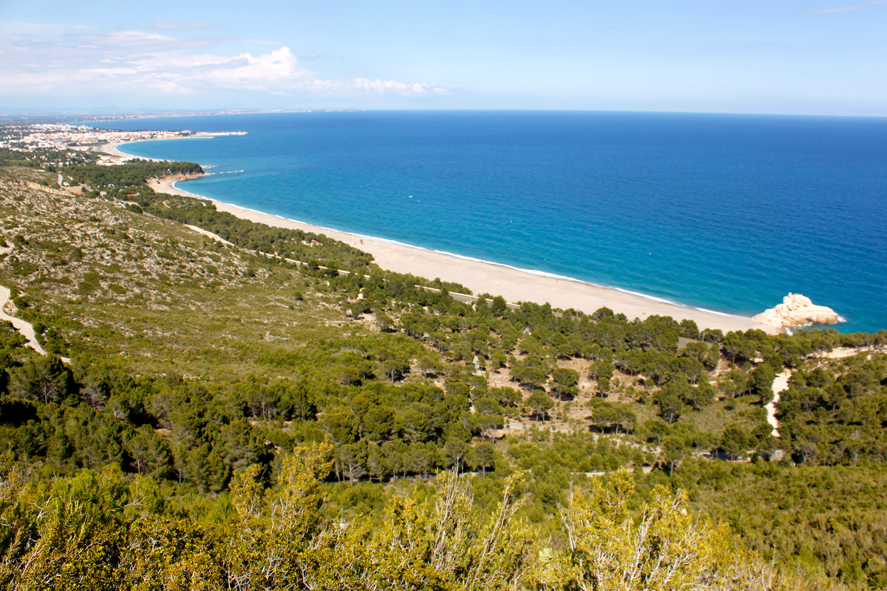 La platja del Torn es troba en un paratge protegit