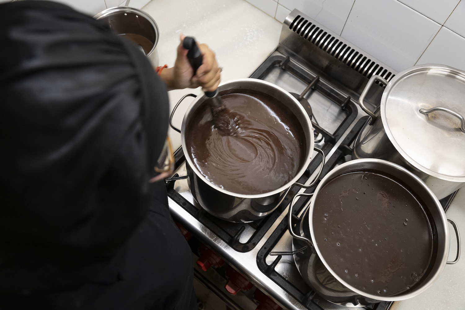 A la granja Dulcinea és un dels locals xocolaters històrics del carrer Petritxol