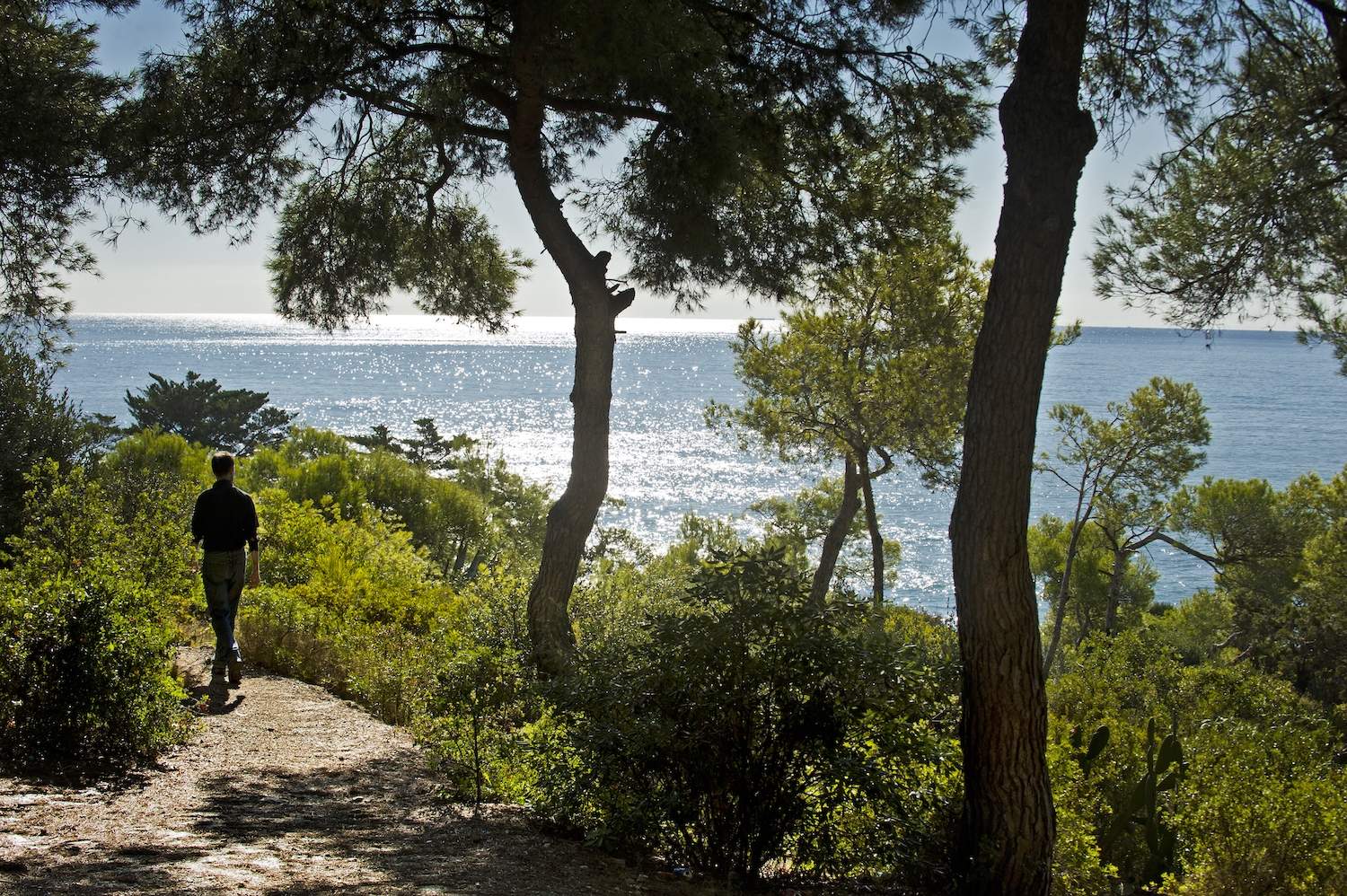 El camí dels Colls és perfecte per fer una passejada arran de mar