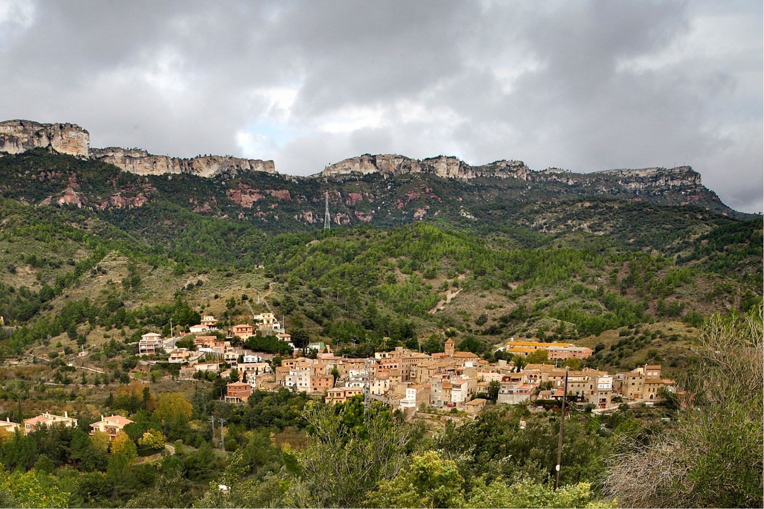 El camí de ferradura que surt de l’argentera ens brinda unes vistes espectaculars