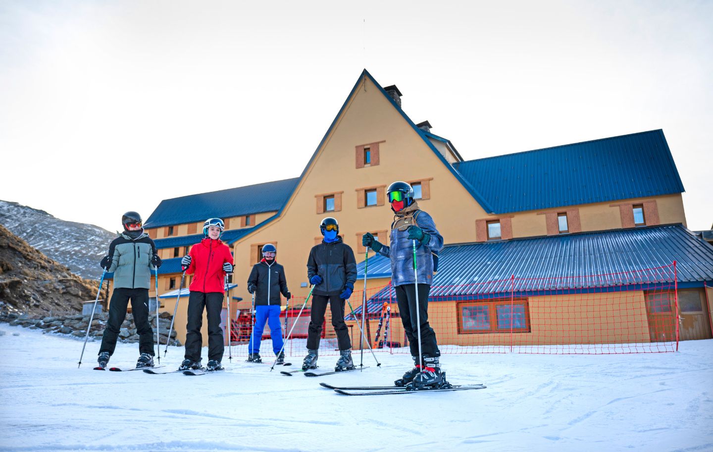 Amb l’arribada de la temporada de neu, els albergs de la Xanascat són la millor opció per gaudir dels mesos freds a través d’un ampli ventall d’activitats